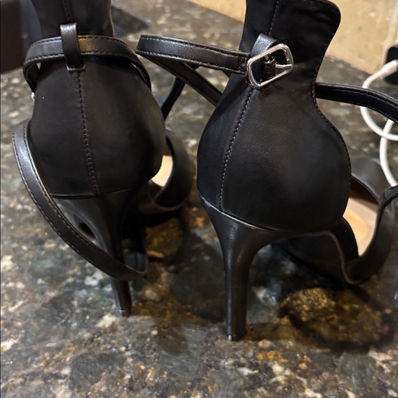 Torrid Ankle Strap Black Heels! 9W - Picture 3 of 5